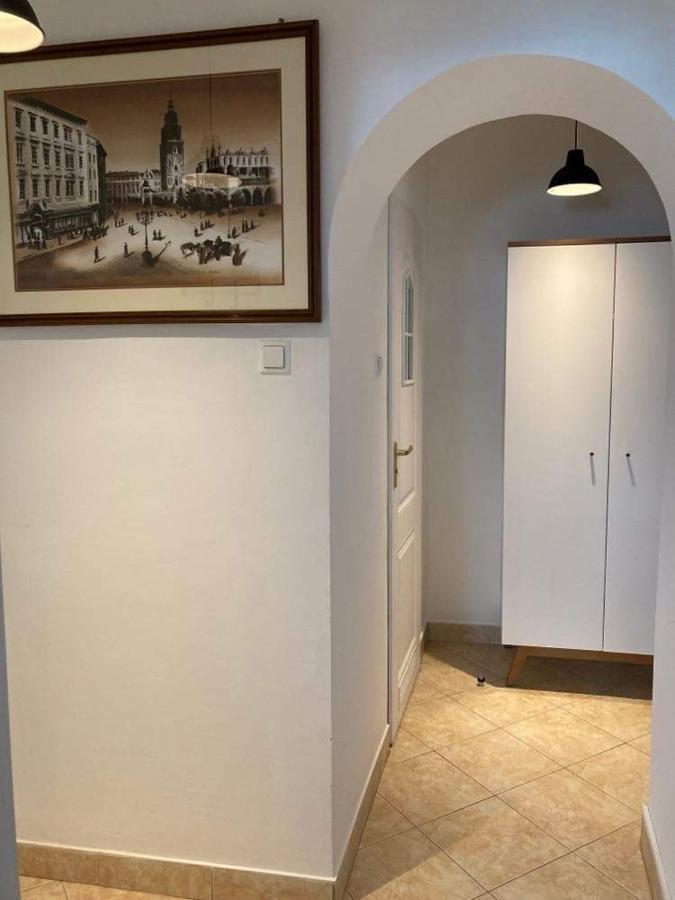 Urocze Mieszkanie W Krakowskiej Kamienicy Exterior photo